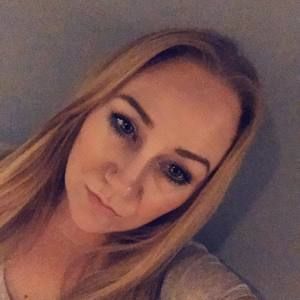 Meet your Posher, Daniela